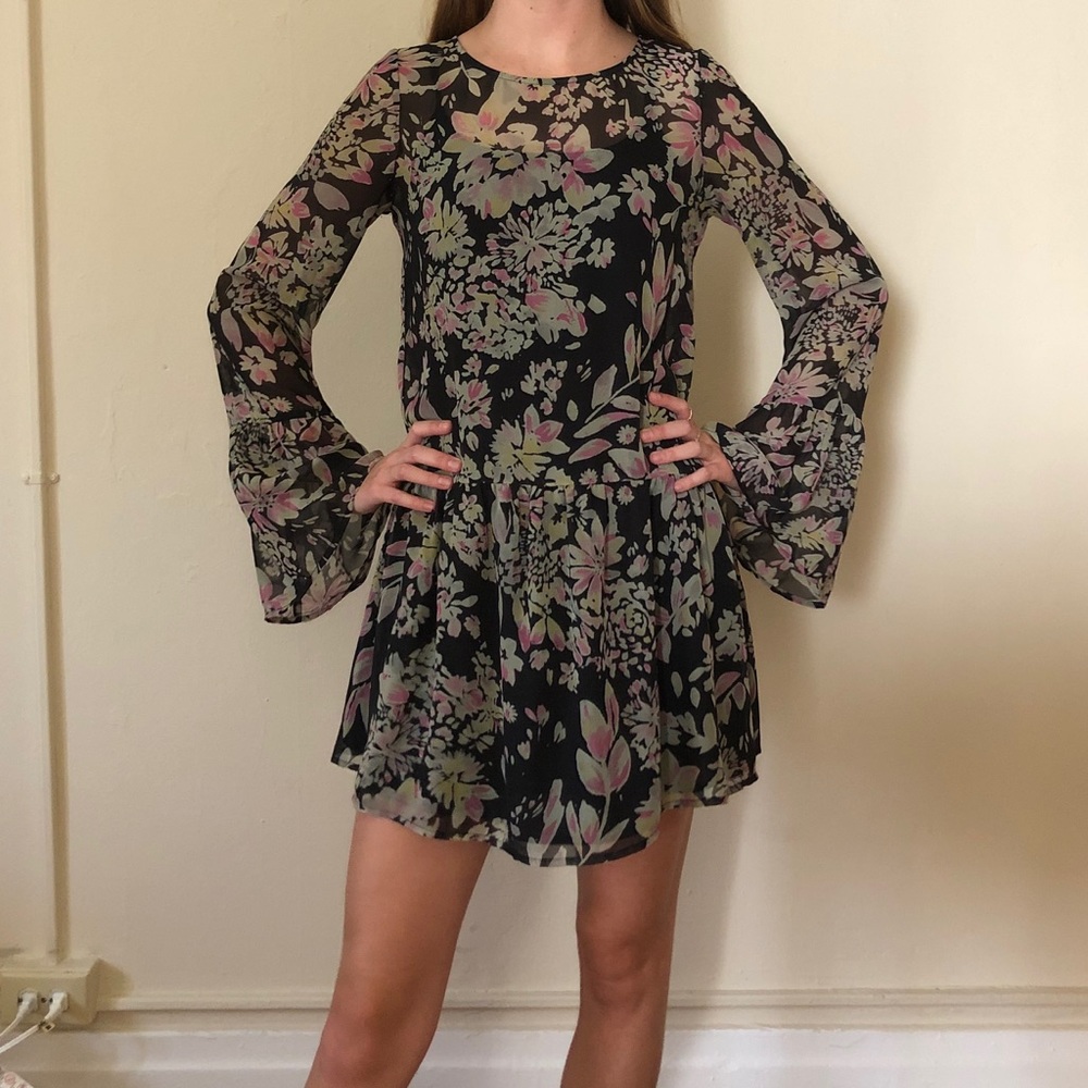 For Love & Lemons mini🖤